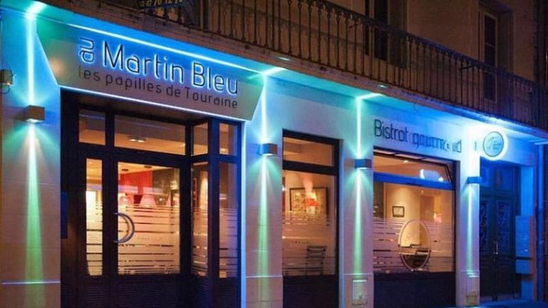 martin bleu restaurant accepte chien tours